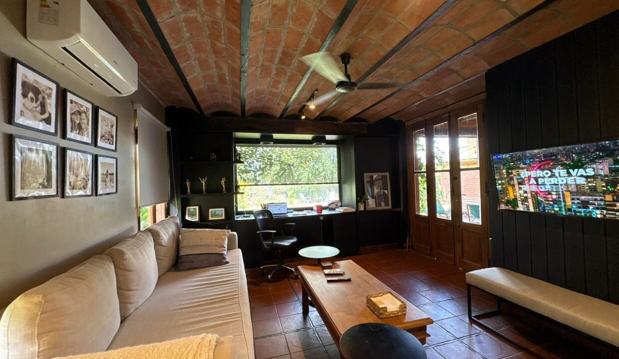 PHOTO-2026-01-09-14-12-19