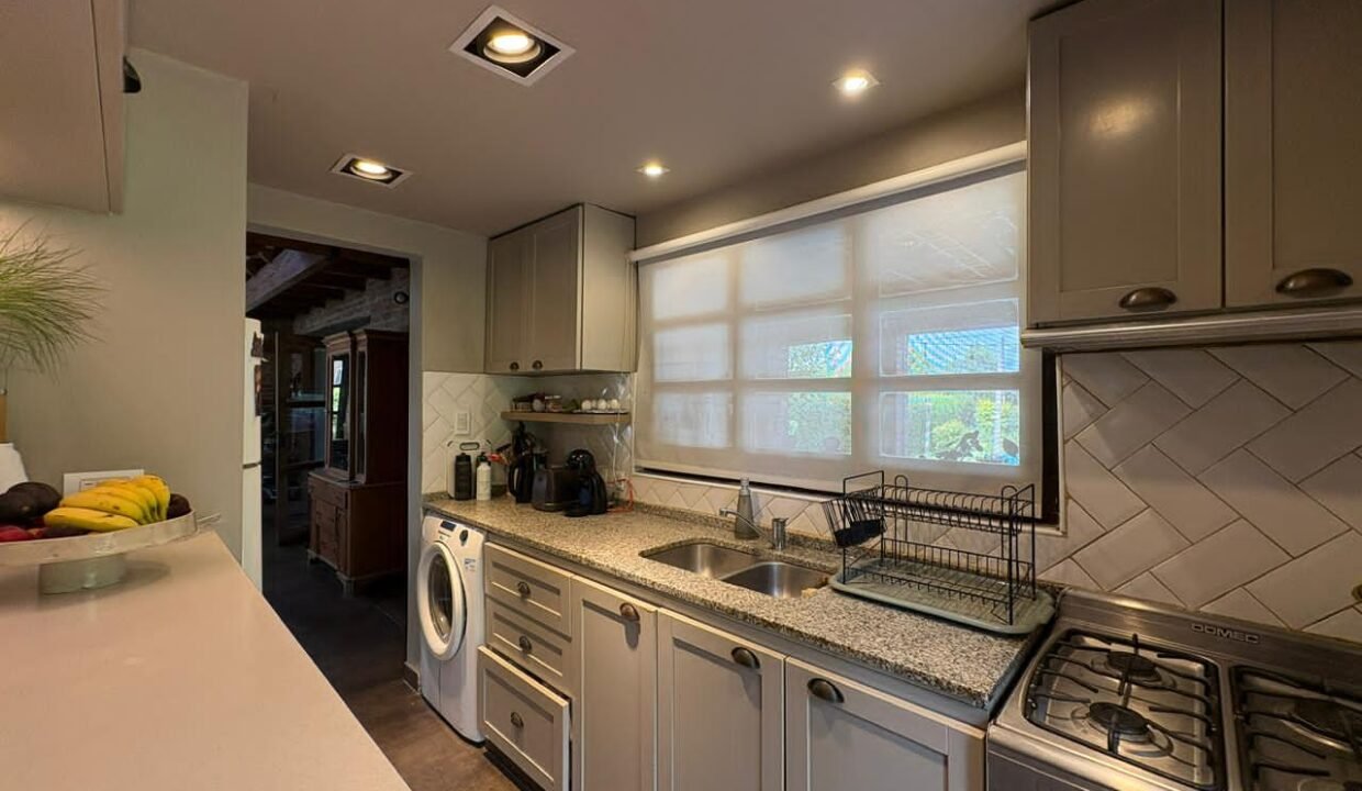 PHOTO-2026-01-09-14-12-23 4