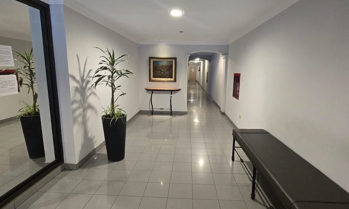 1f6891ed-a343-43d3-b4da-a6baaf8d1aa8