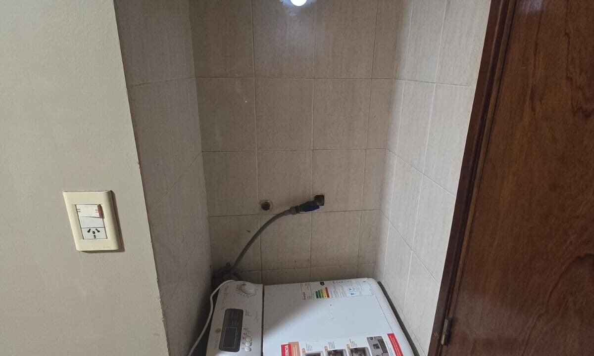 21b0bc86-fc5a-46de-b203-9eabe323eb1a