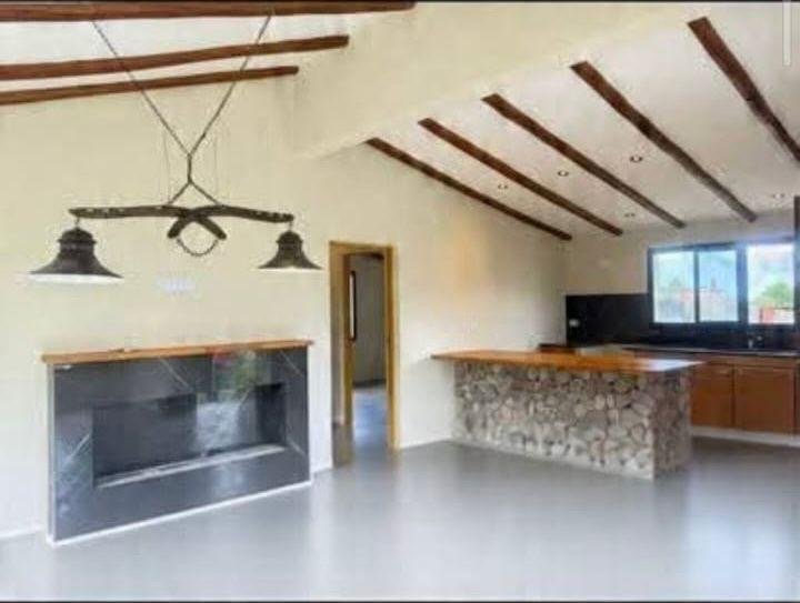 c813d654-36ec-4bb9-a226-1ad08a517061