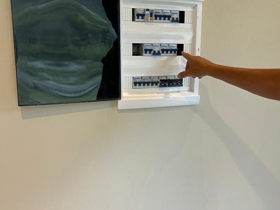 f3560567-95a1-4e36-9f13-f4fd4c065796